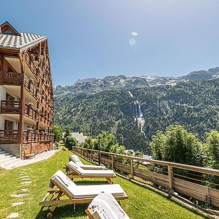 Chalet La Perle De L'Oisans - Appartements D'Exception วูจานีย์ ภายนอก รูปภาพ