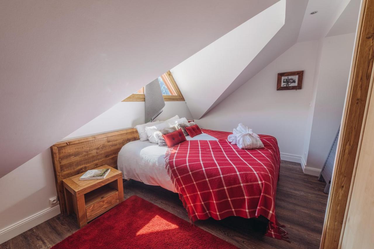 Chalet La Perle De L'Oisans - Appartements D'Exception วูจานีย์ ภายนอก รูปภาพ