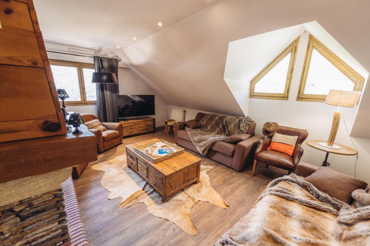 Chalet La Perle De L'Oisans - Appartements D'Exception วูจานีย์ ภายนอก รูปภาพ